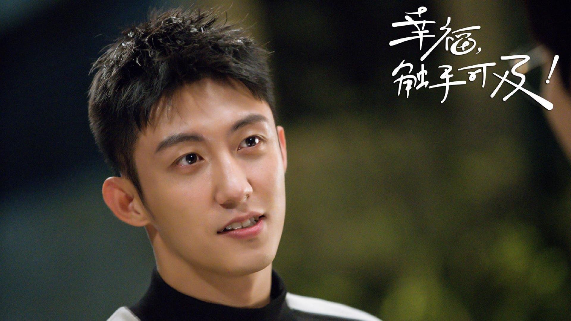 “东安湖体育公园迎来跑酷明星，挑战全新极限”