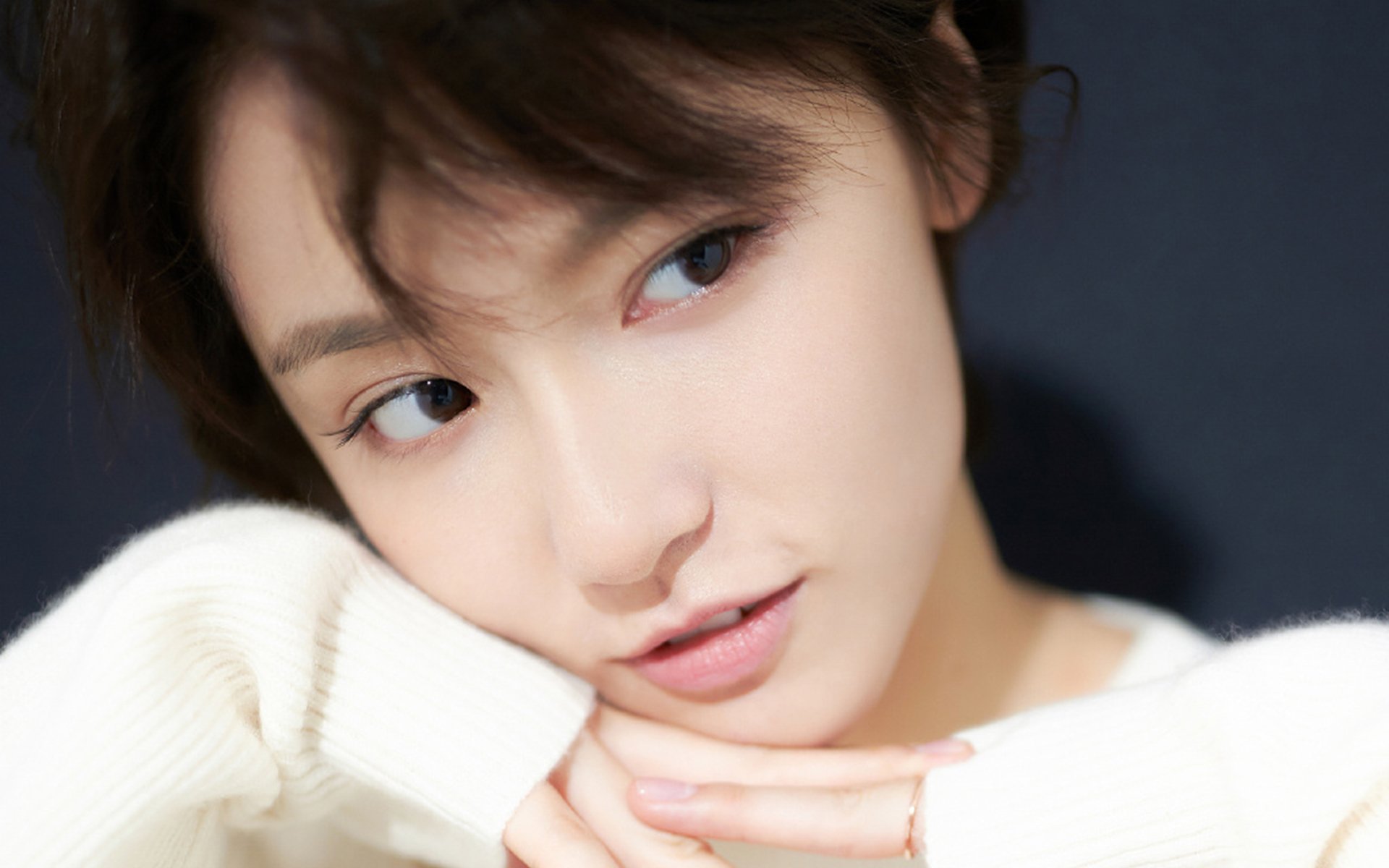 曼联逆势追赶,积分逼近榜首位置