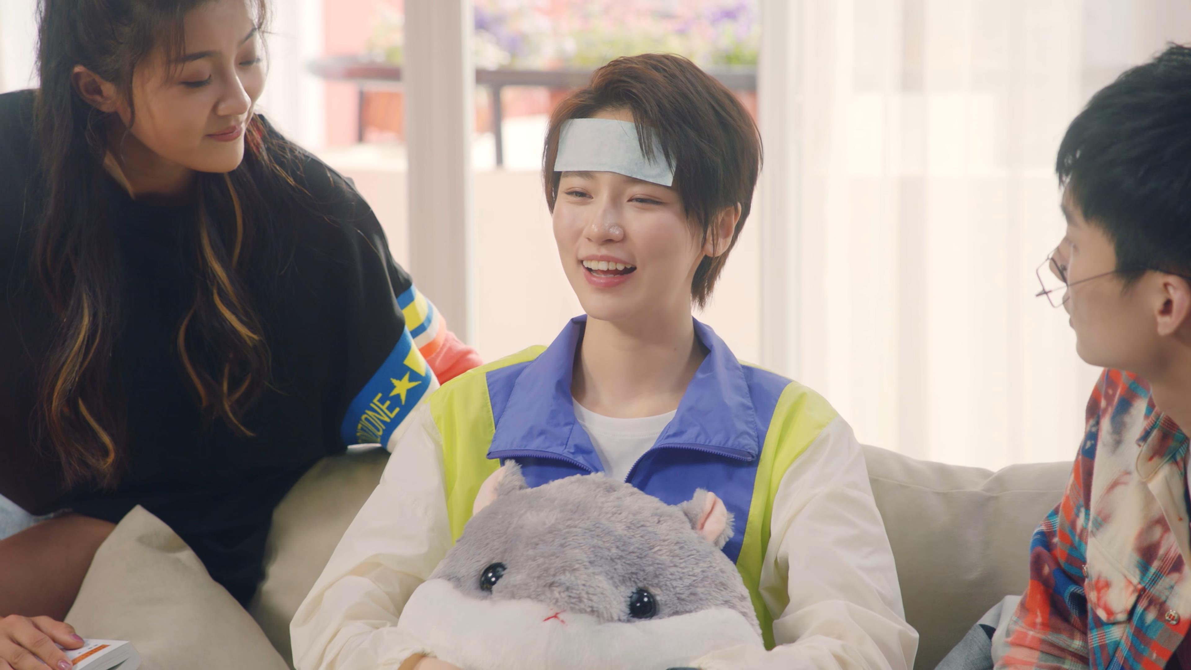 爱游戏app下载-艾比·德尔福：南非队的防守支柱，关键时刻化解对方威胁，南非德比尔斯公司